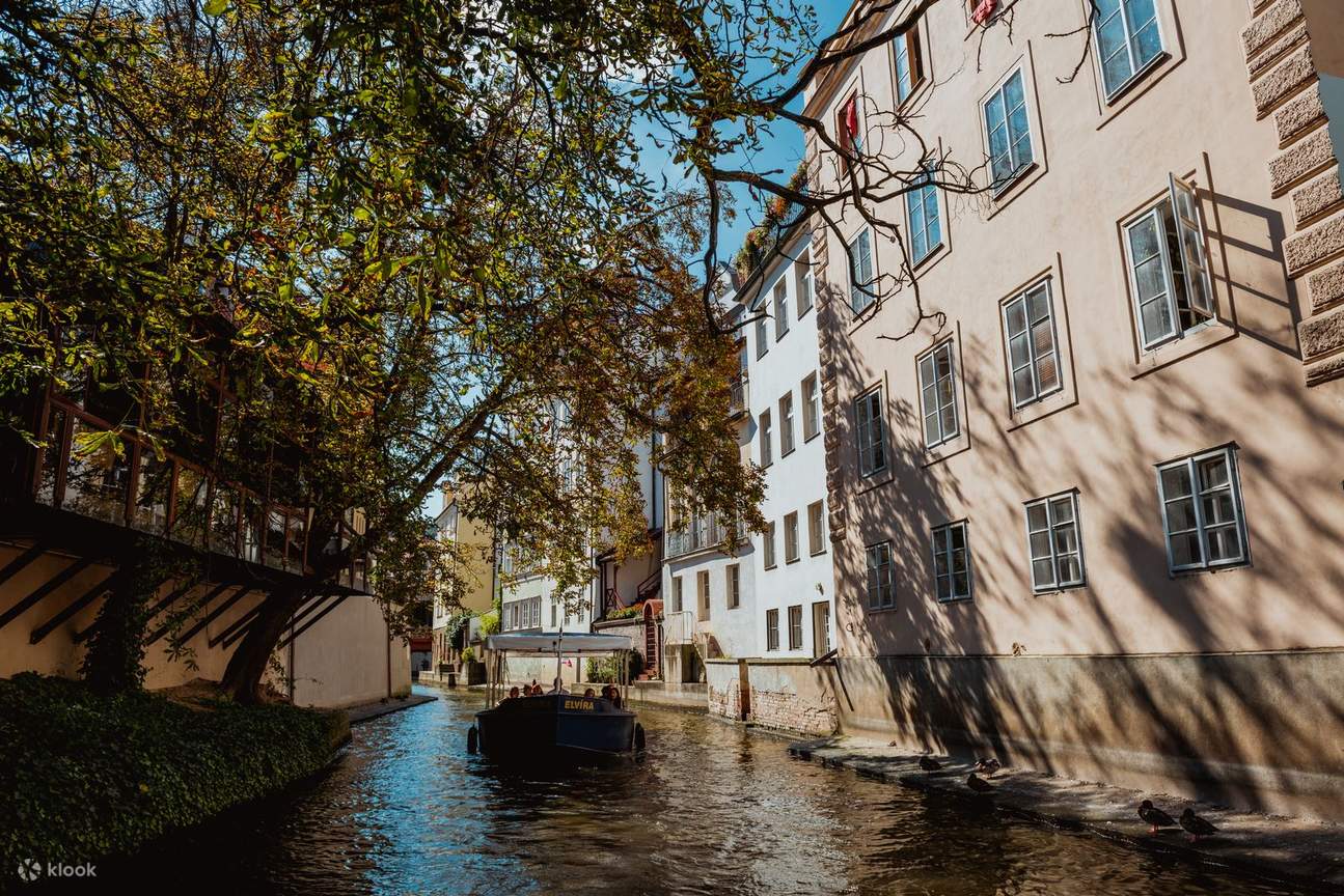 傍晚时分的魔鬼海峡景色
