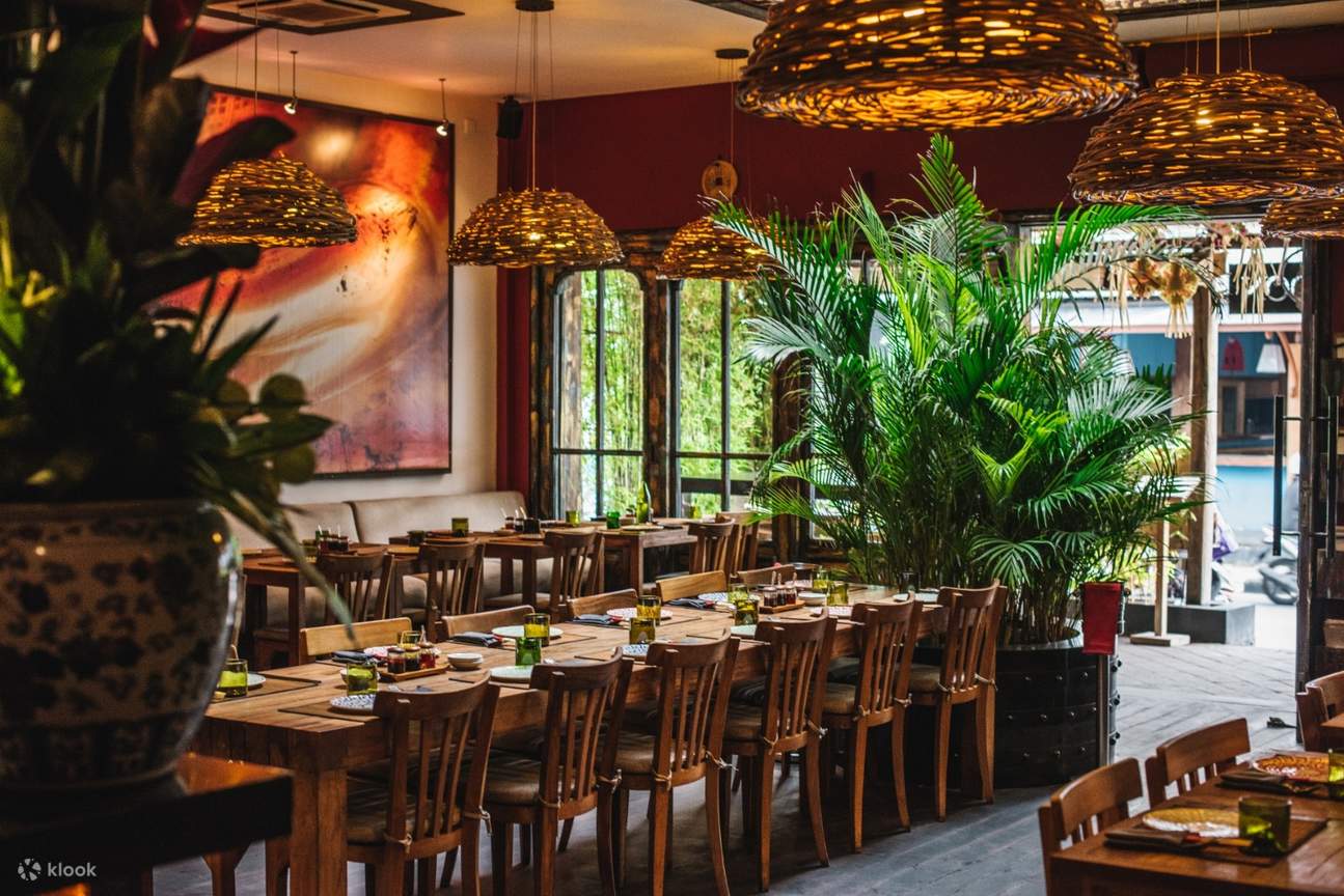 GingerMoonModernAsianCanteenSeminyakBali top restaurants in Bali