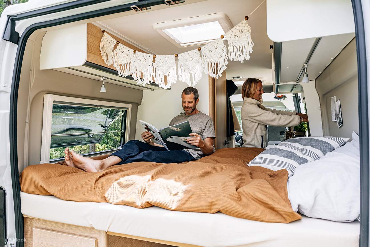 Experiencia de conducción autónoma en autocaravana | Recogida en Taichung y Taoyuan