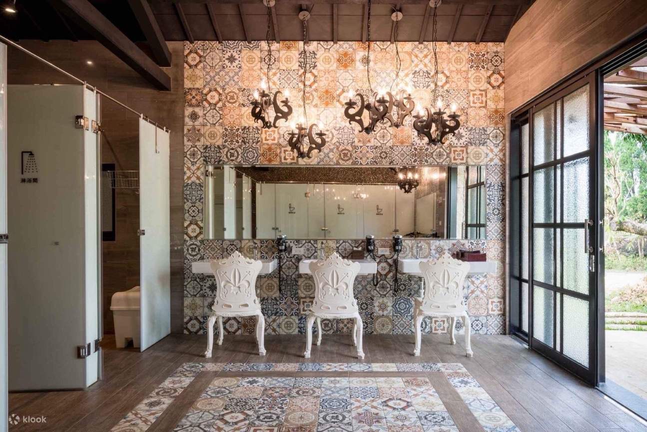 Zhaizuoran Wild Luxury Manor