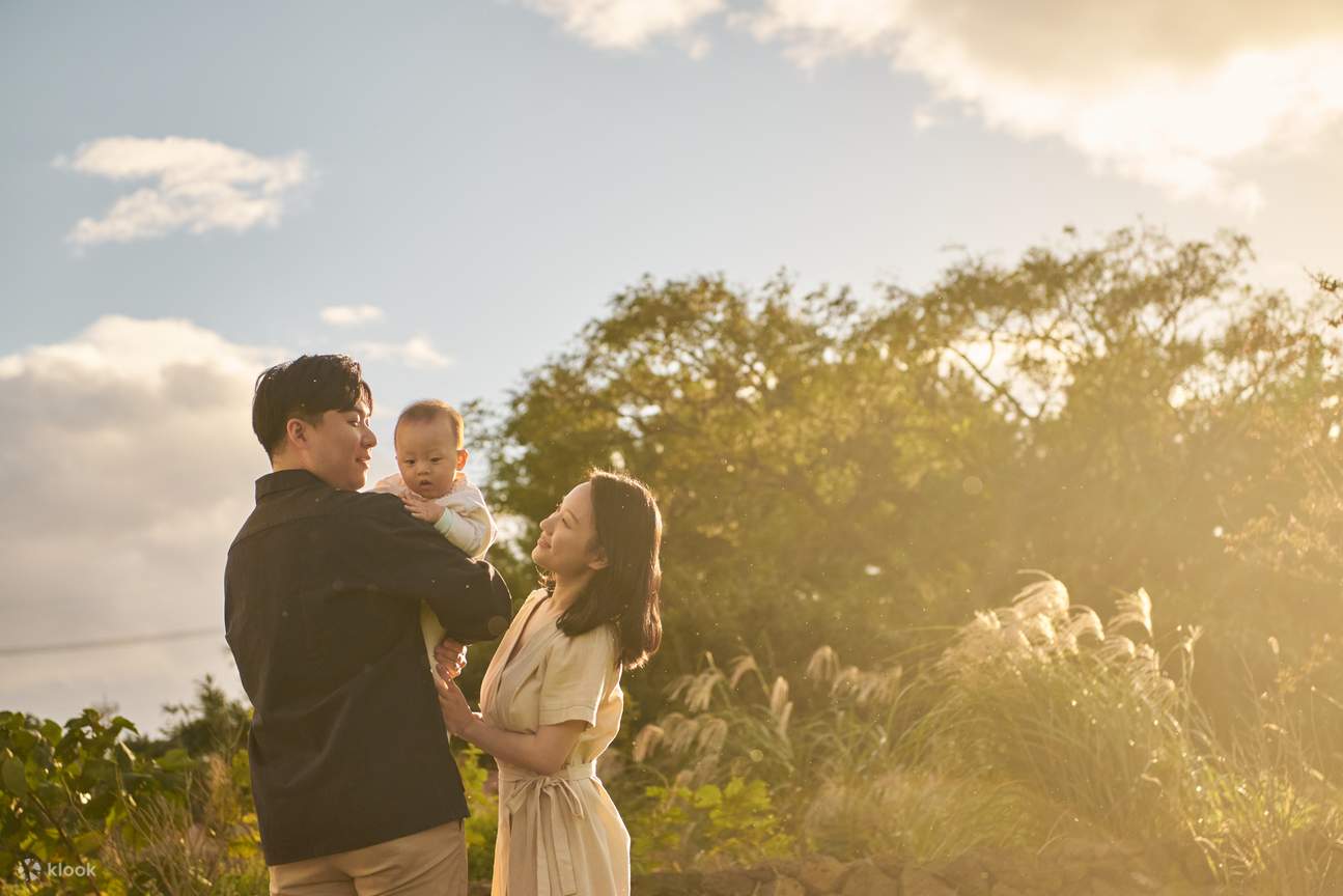 Jeju Tour Snap Photography: Family & Couple Shoots