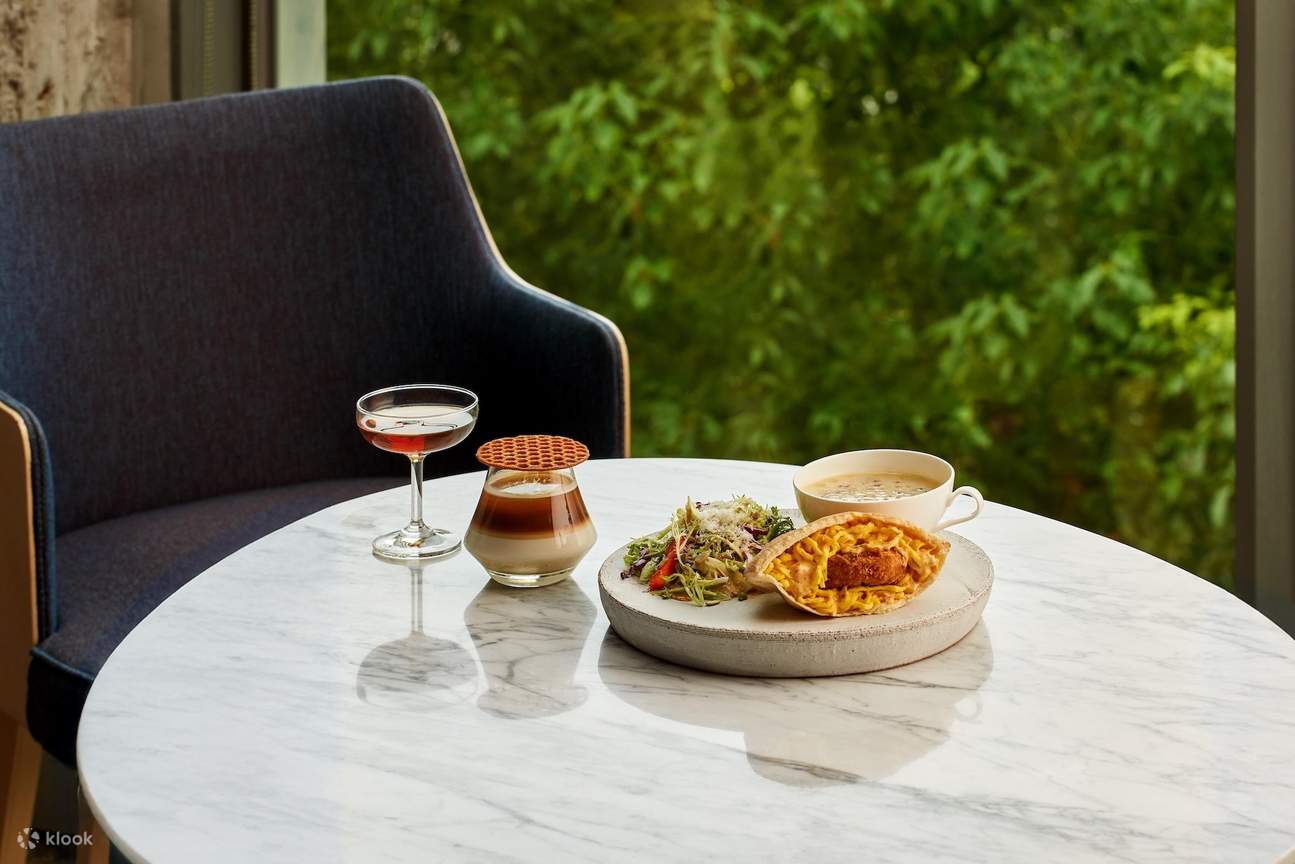 Begrenzte Auswahl an Verpflegungspaketen (tatsächliche Auswahl je nach Verfügbarkeit vor Ort)