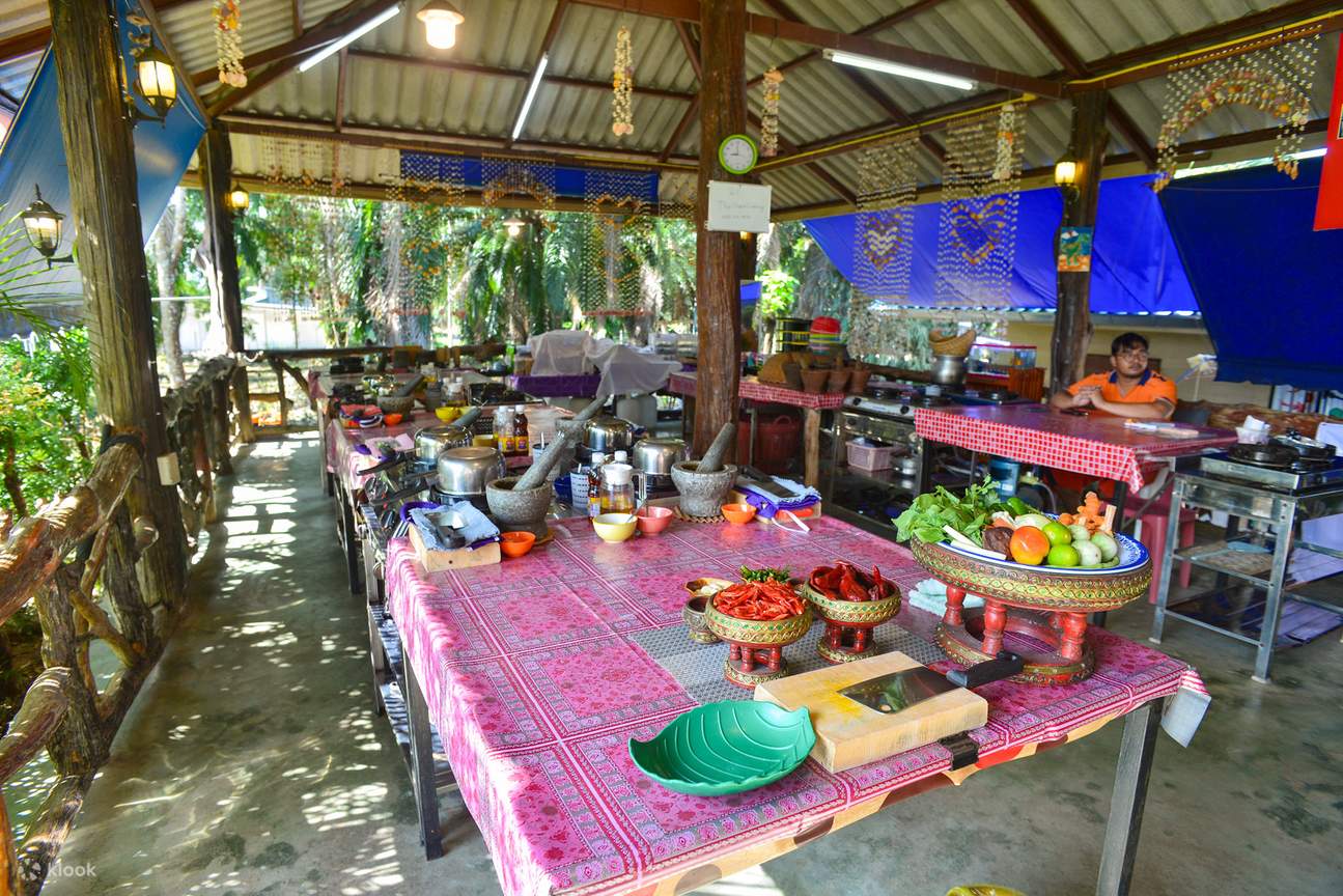 在喀比 Thai Charm Cooking School 泰式料理烹饪课程及用餐体验