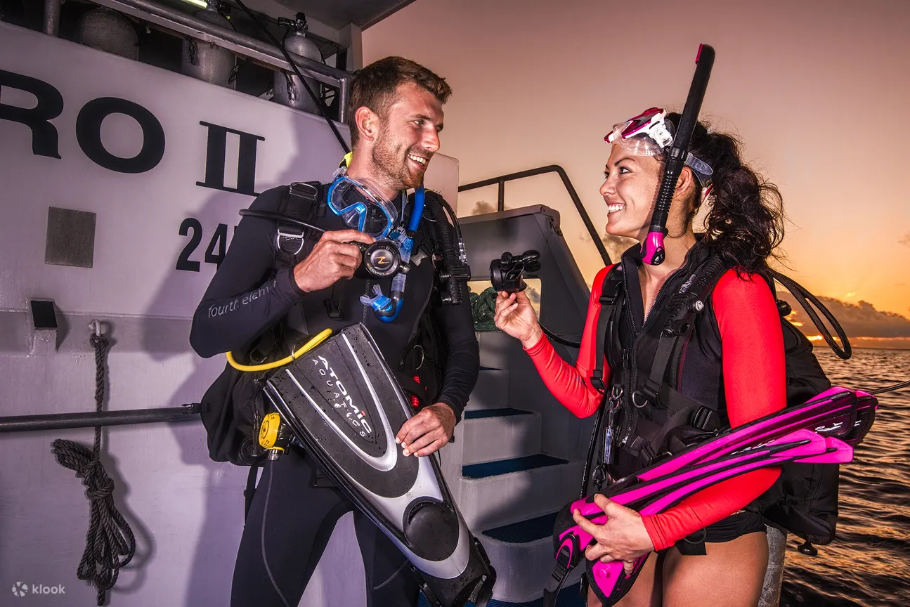 PADI 3 天高级开放水域水肺潜水课程