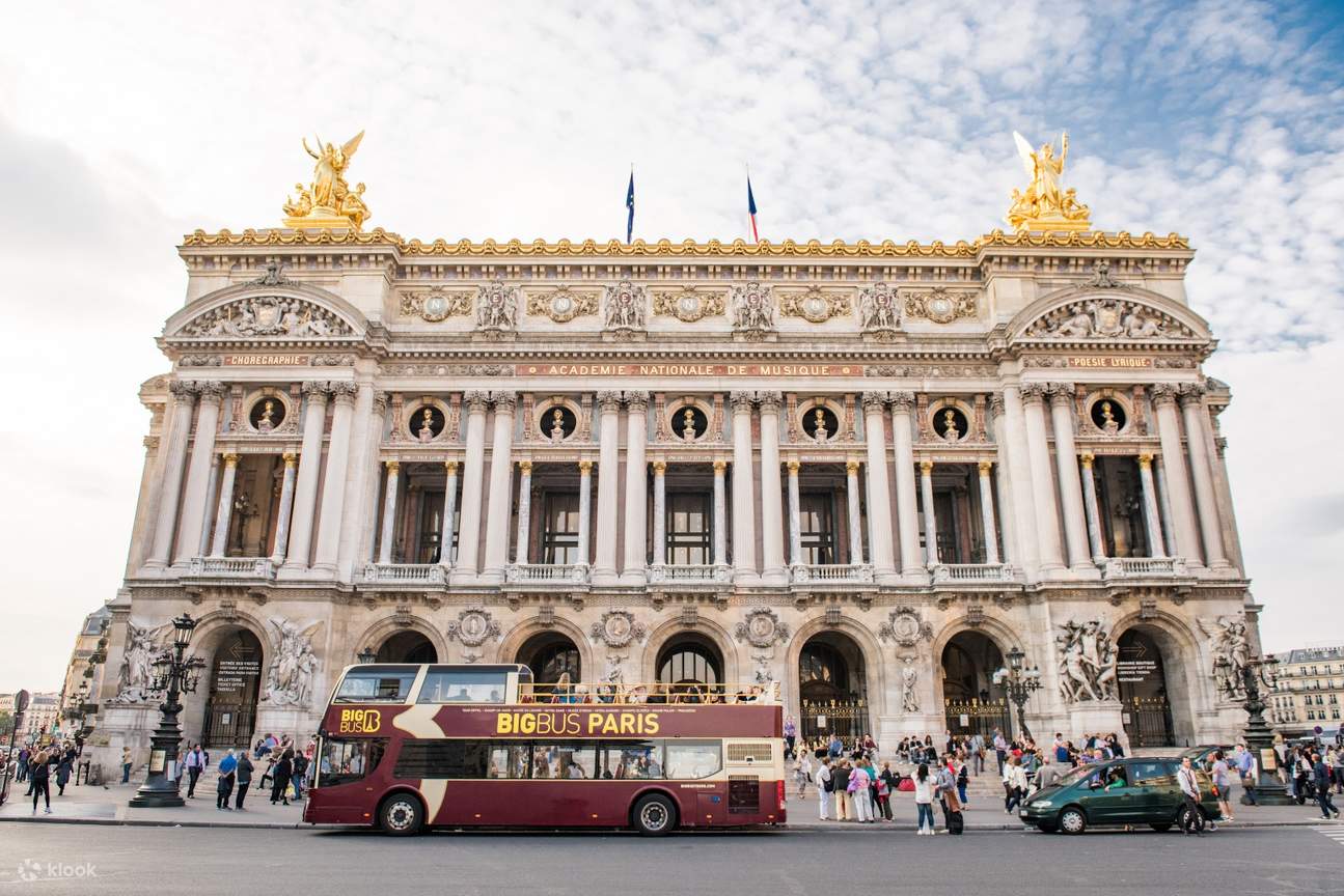 paris museum pass bus tour