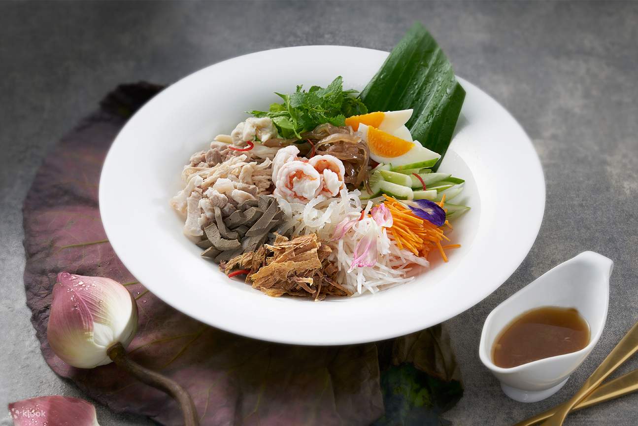 Baan Suriyasai @Surawongse Ẩm Thực Thái Lan Chính Thống