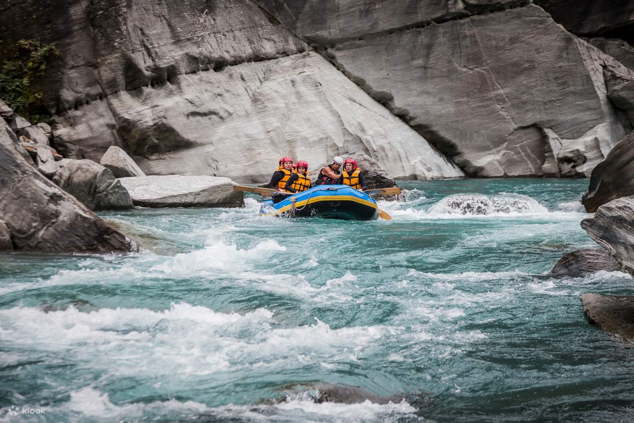 Whitewater Rafting Queenstown - Klook Singapore