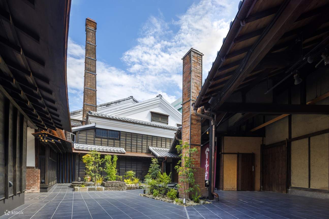 食都「博多」に残る唯一の造り酒屋。博多駅から徒歩15分。