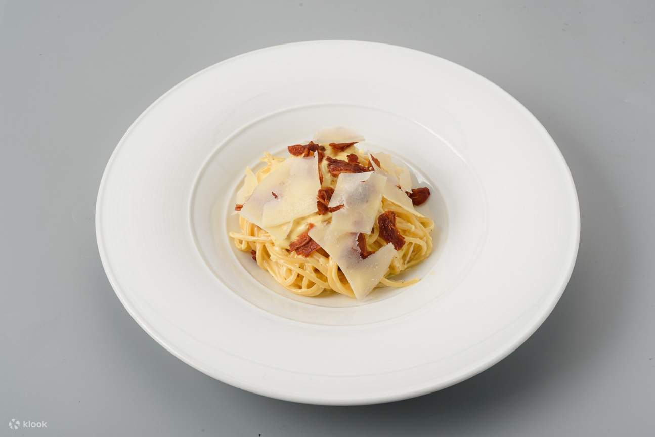 Hyde & Seek European Dining at One Bangkok