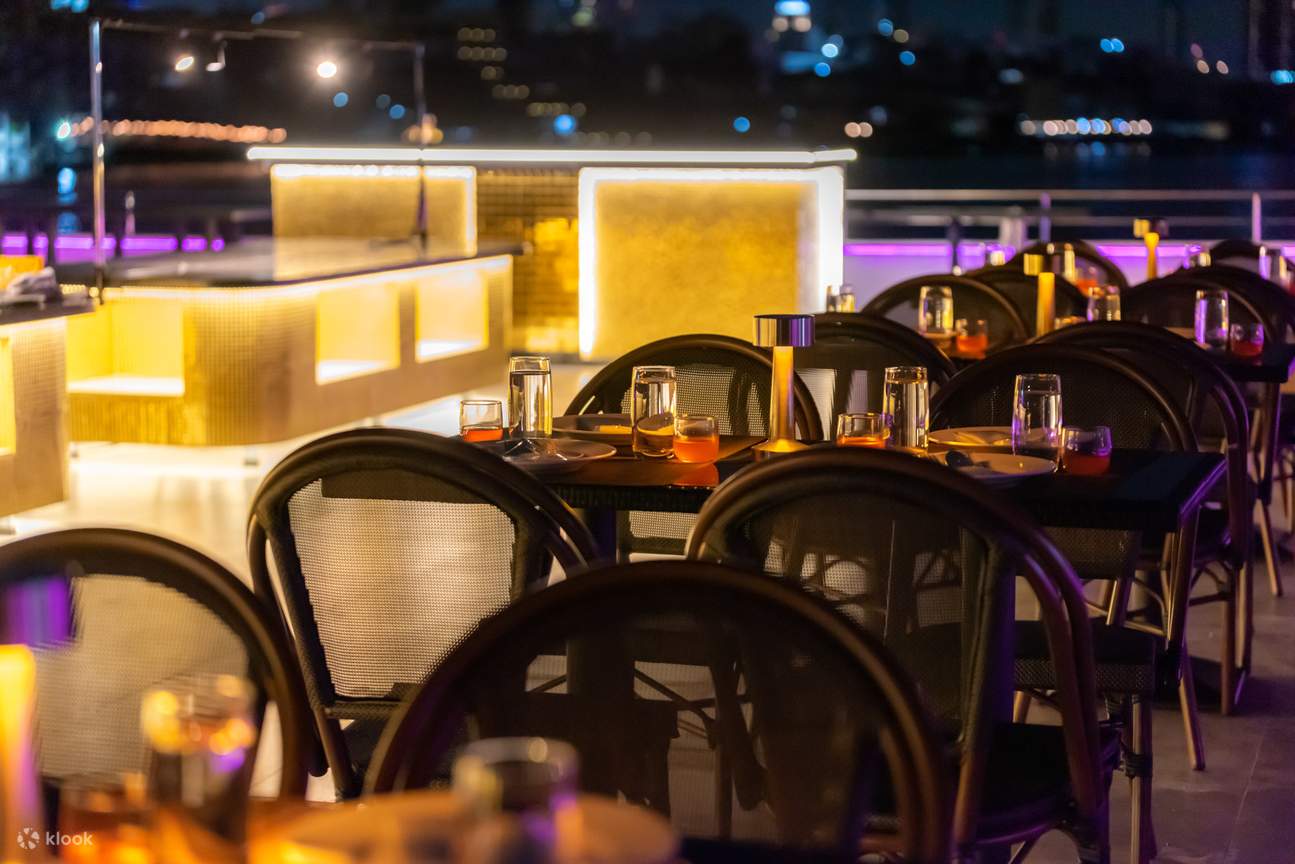 Du thuyền ăn tối trên sông Chao Phraya, Bangkok 