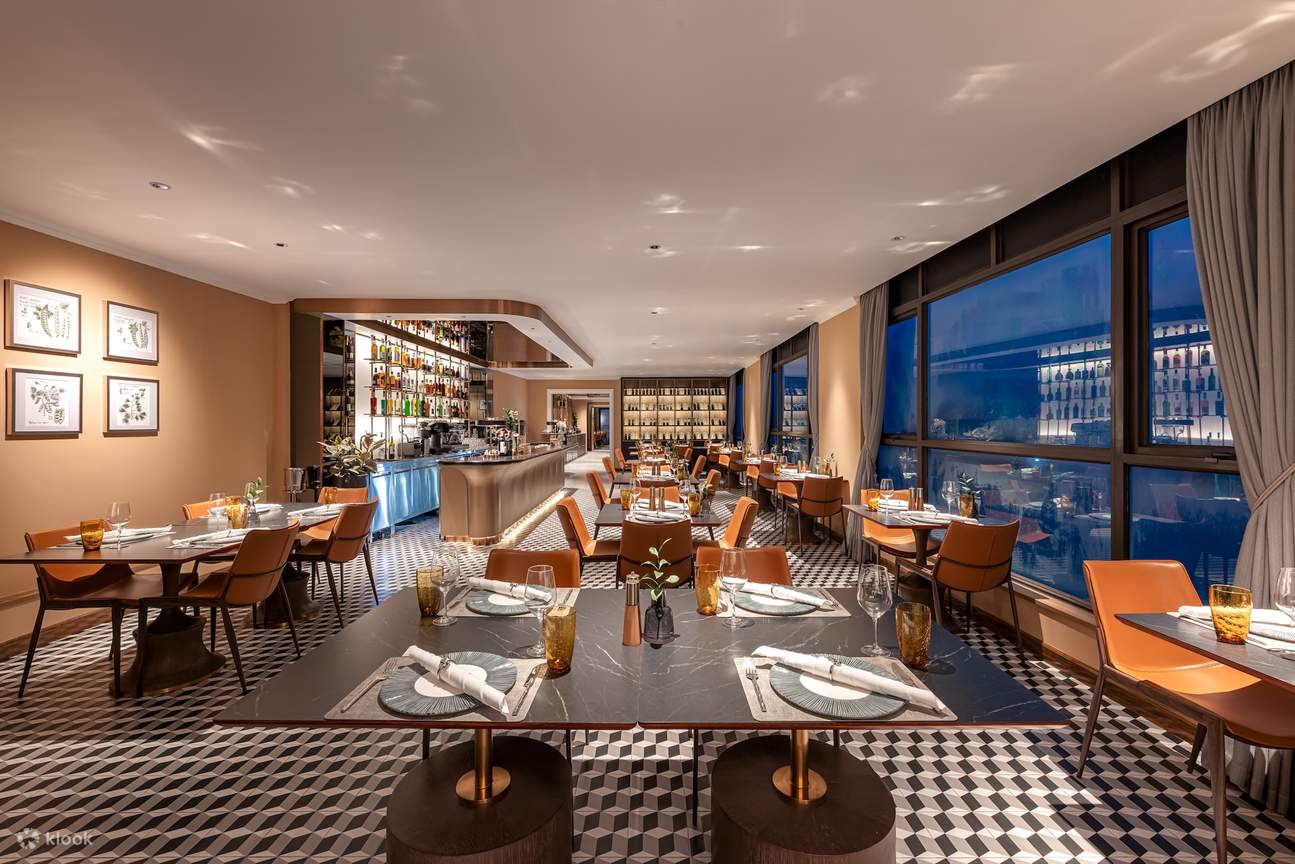 Red Bean Hang Thung: Esperienza gastronomica di lusso ad Hanoi