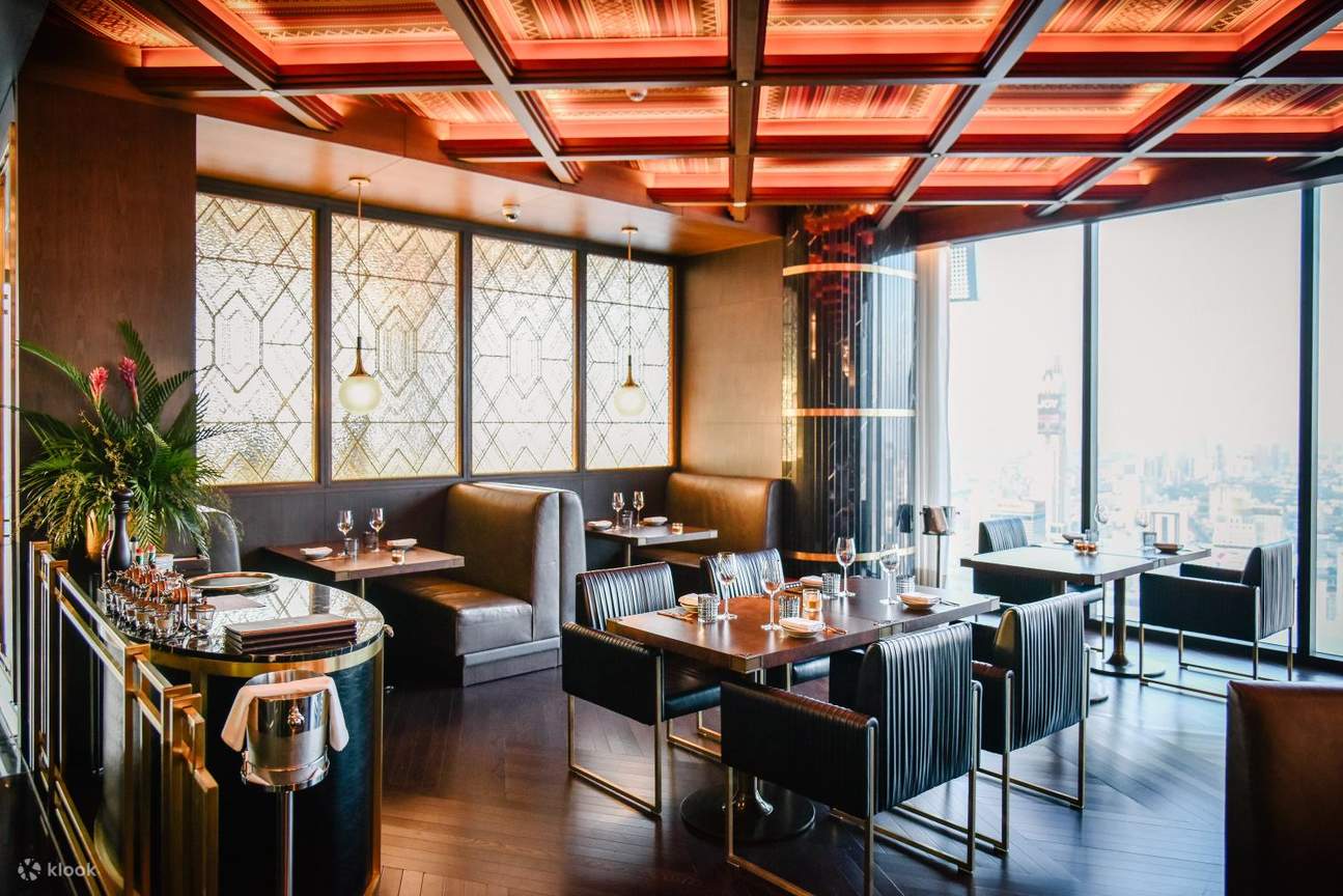 Bull & Bear at Waldorf Astoria Bangkok