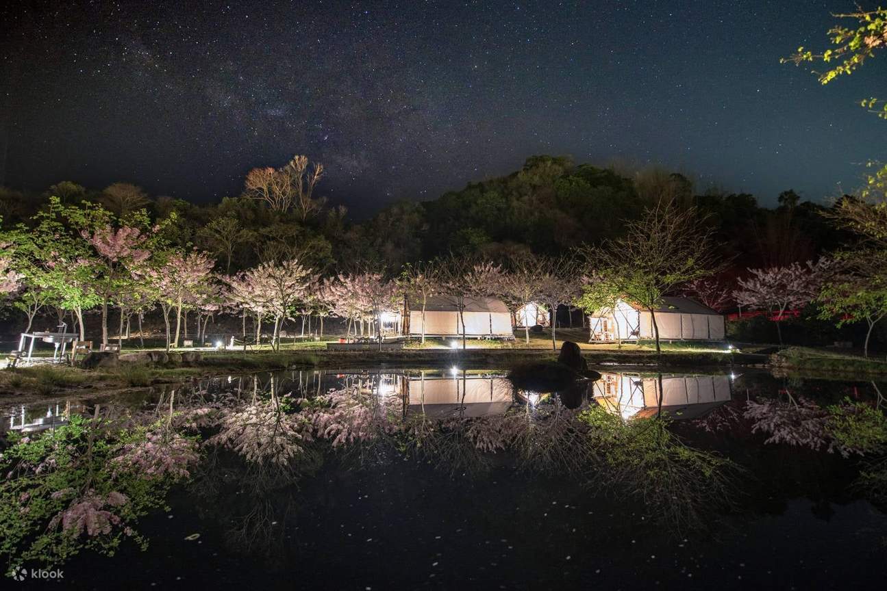 Khu cắm trại về đêm