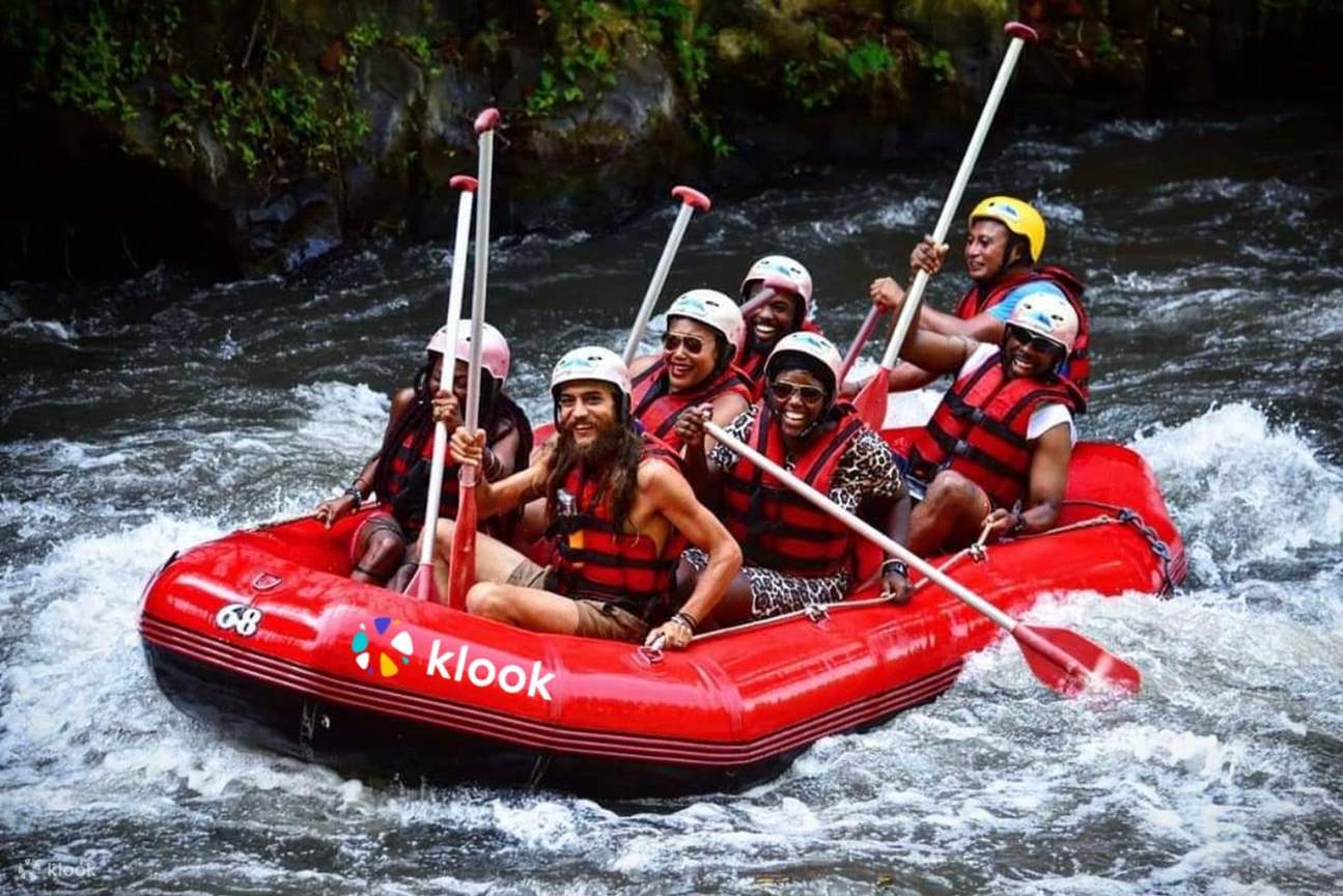 Experiencia en Ubud: Recorrido en ATV y rafting en aguas bravas con opcional