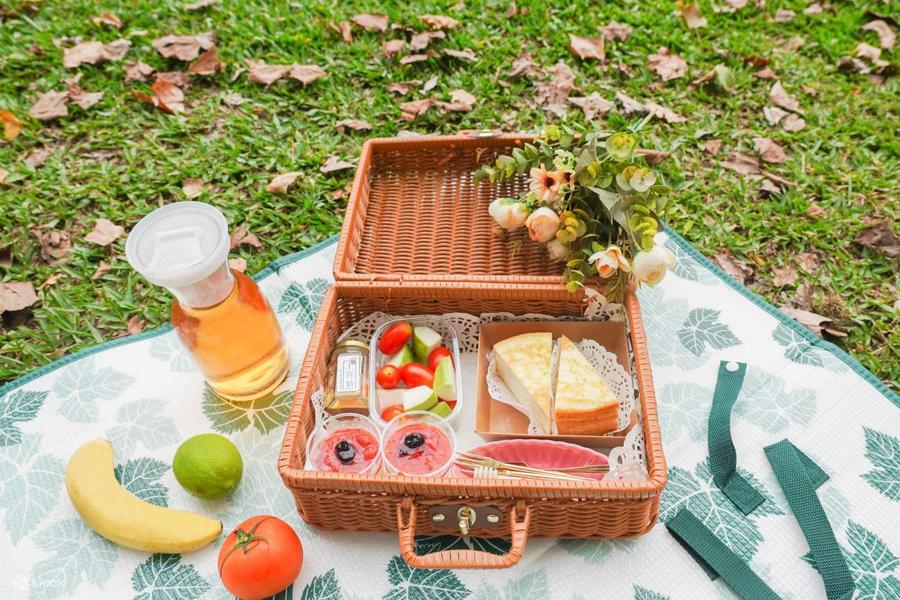 El paquete de una noche y tres comidas ofrece un té de la tarde sumamente estético.