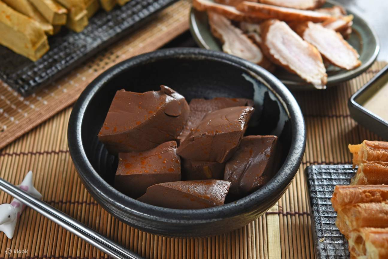 ร้าน Mu Chili Hotpot Bar ในย่านสถานี Taipei City Hall