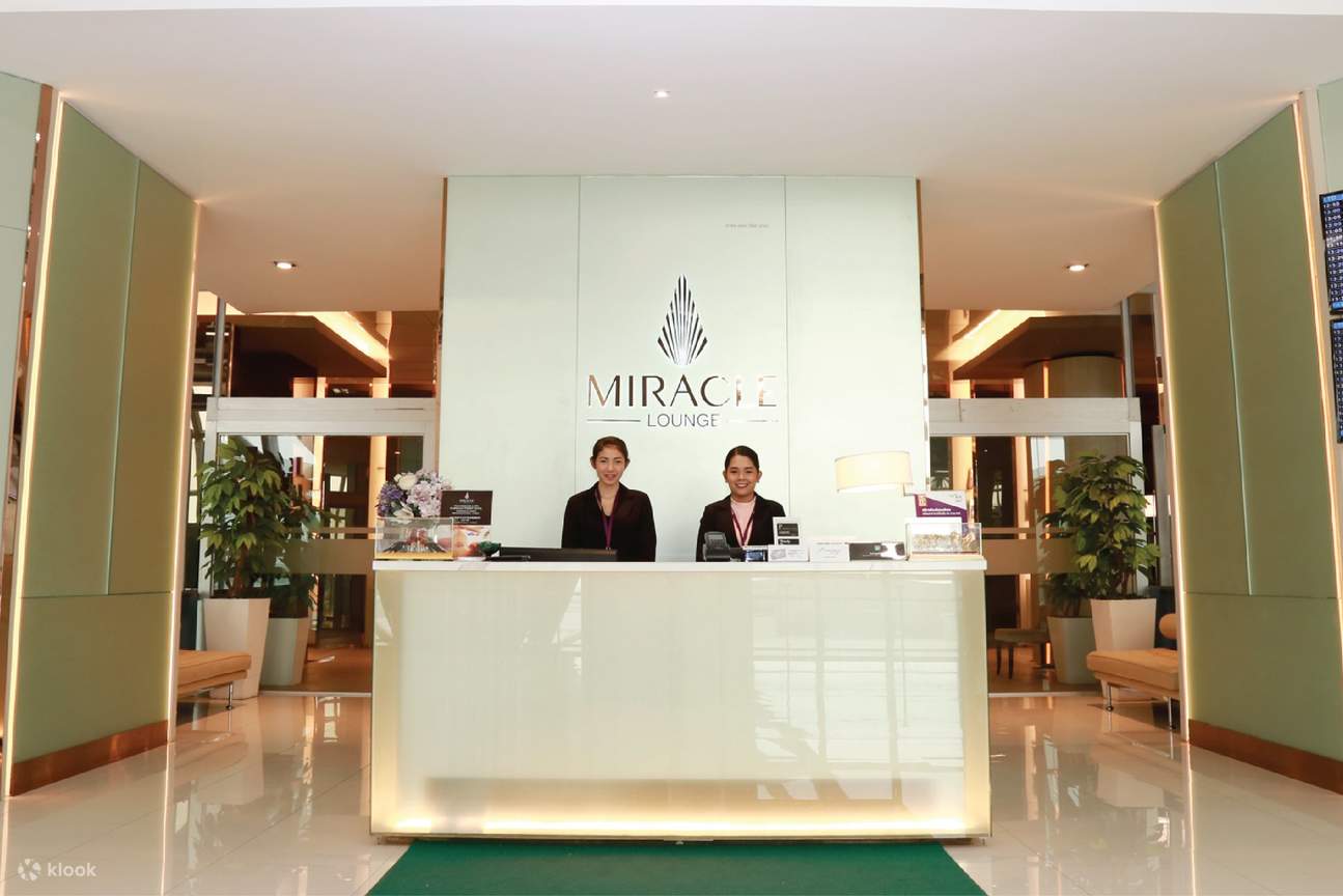 зал ожидания аэропорта суварнабхуми, зал чуда, транзит, CIQ, трансфер, отдых