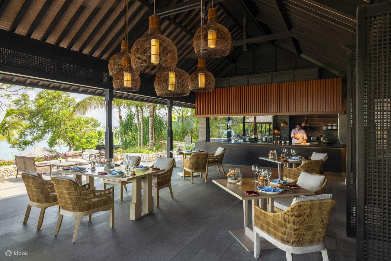 Pengalaman Bersantap di Raffles Bali - Klook