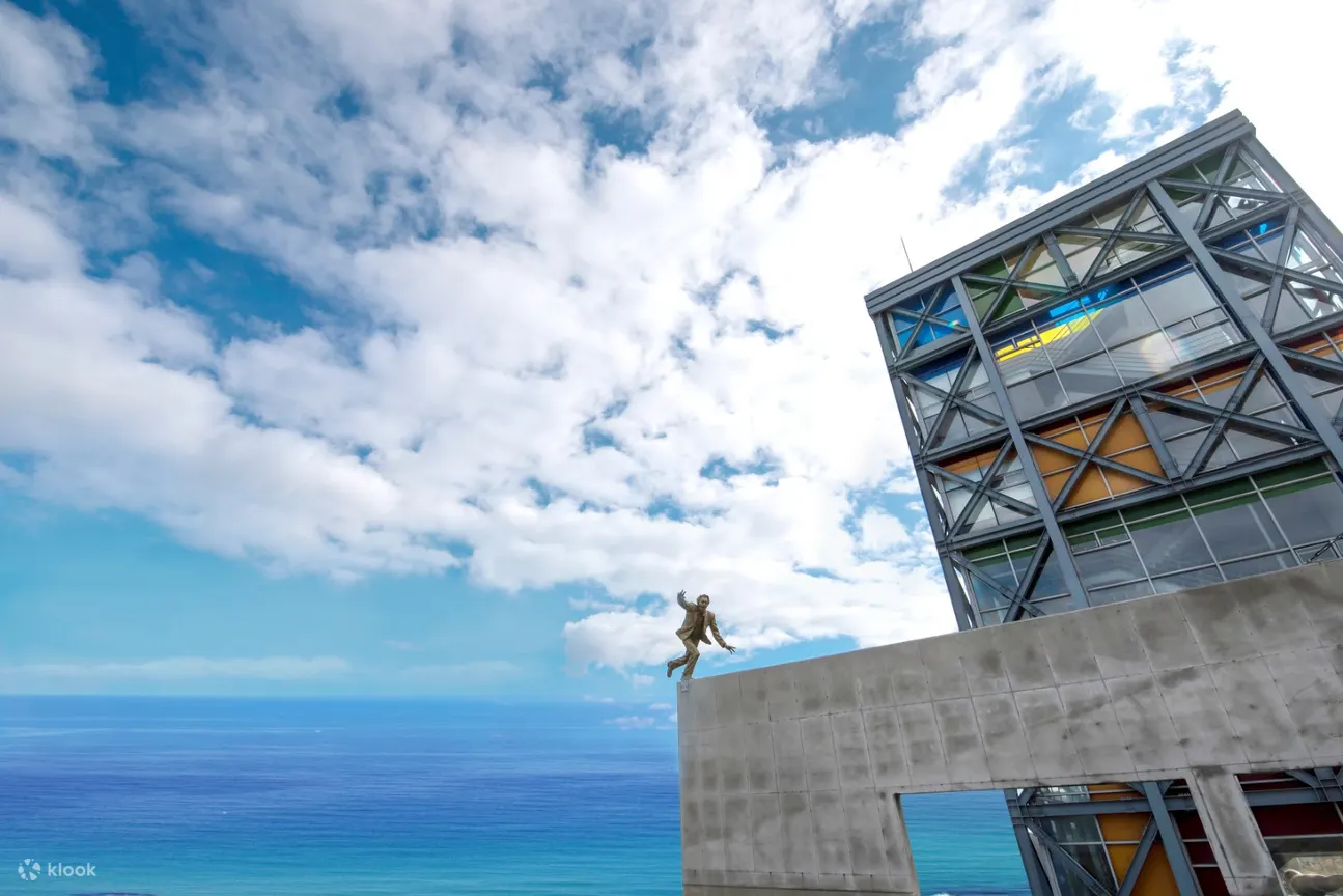 Blue Sky and Haslla Art World Building