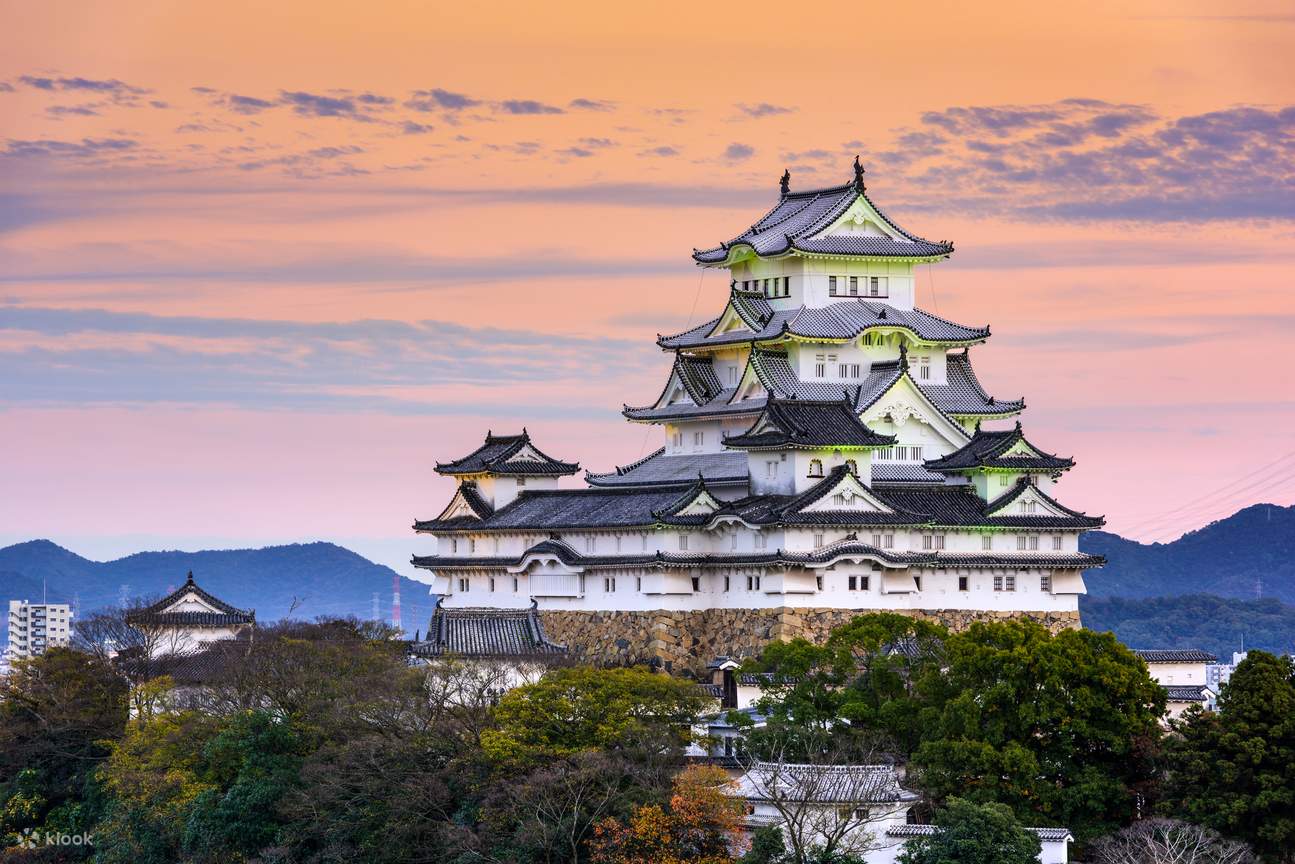 Himeji Castle, Engyoji Temple, and Kokoen 1 Day Landmark Trip Klook