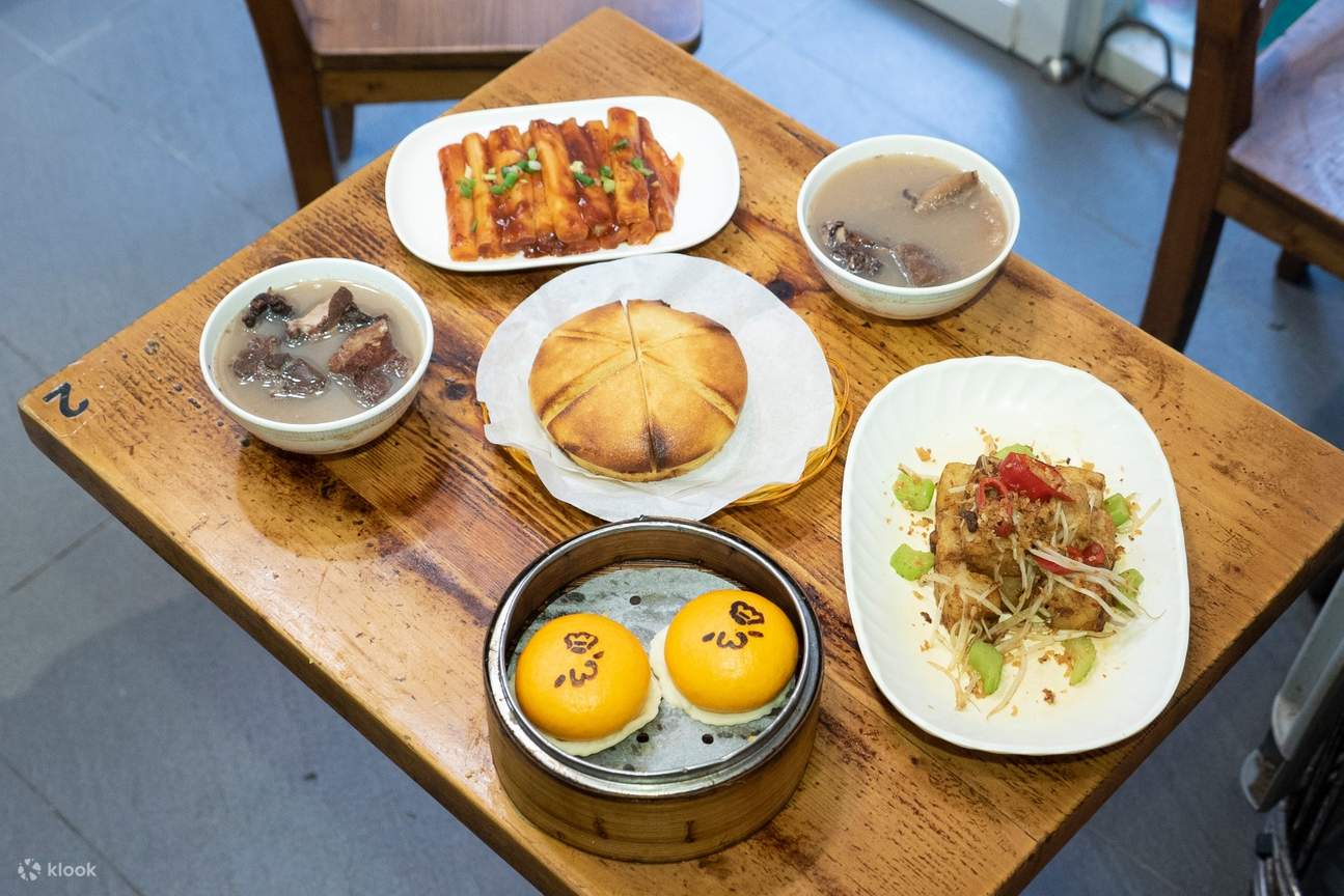 Dim Sum Sets and Steamed Rice with Shrimp and Garlic Set at Chau's Dim ...