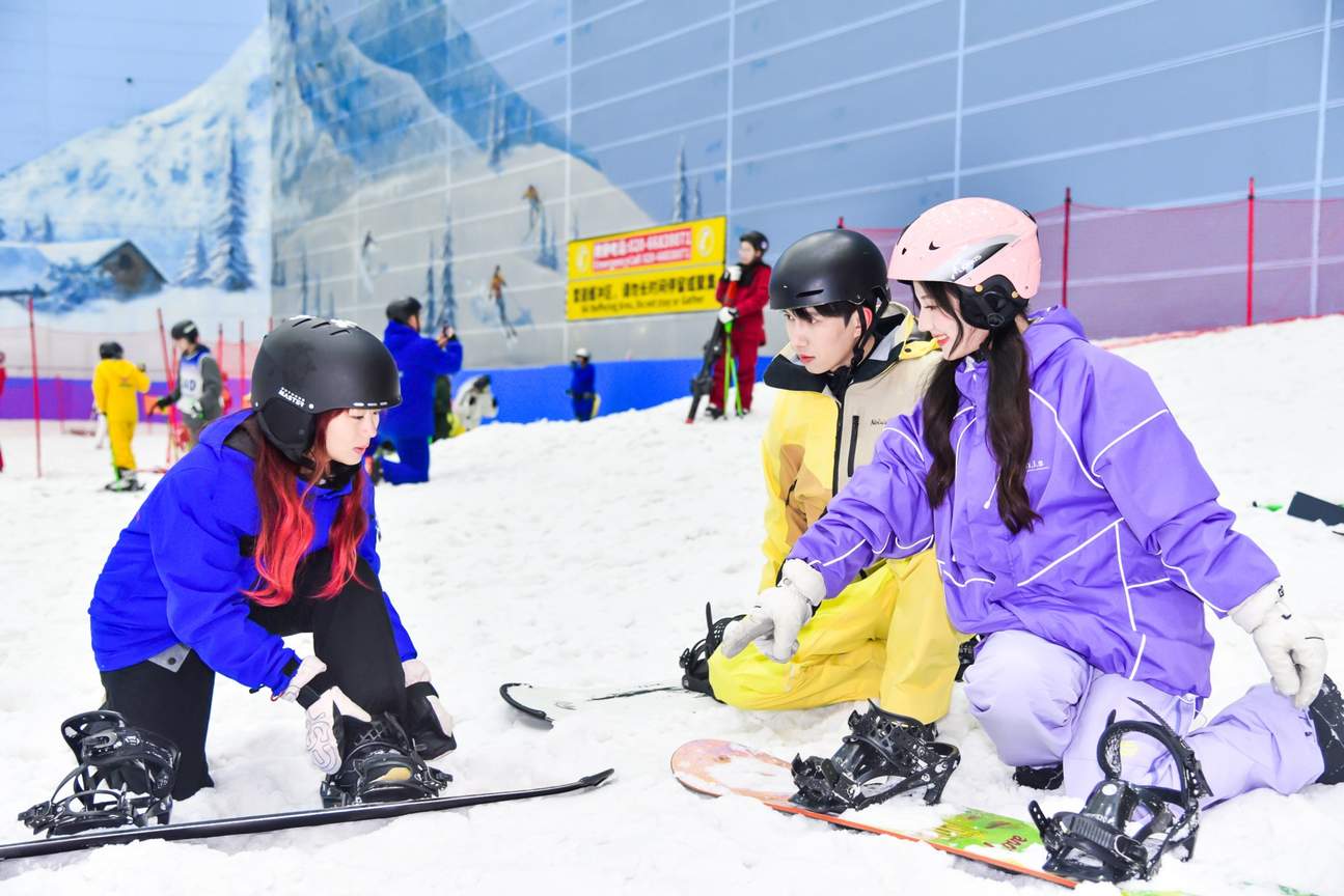 [ข้อเสนอพิเศษเฉพาะ Klook] Guangzhou Hot Snow Miracle (เดิมชื่อ Guangzhou Sunac Snow World)