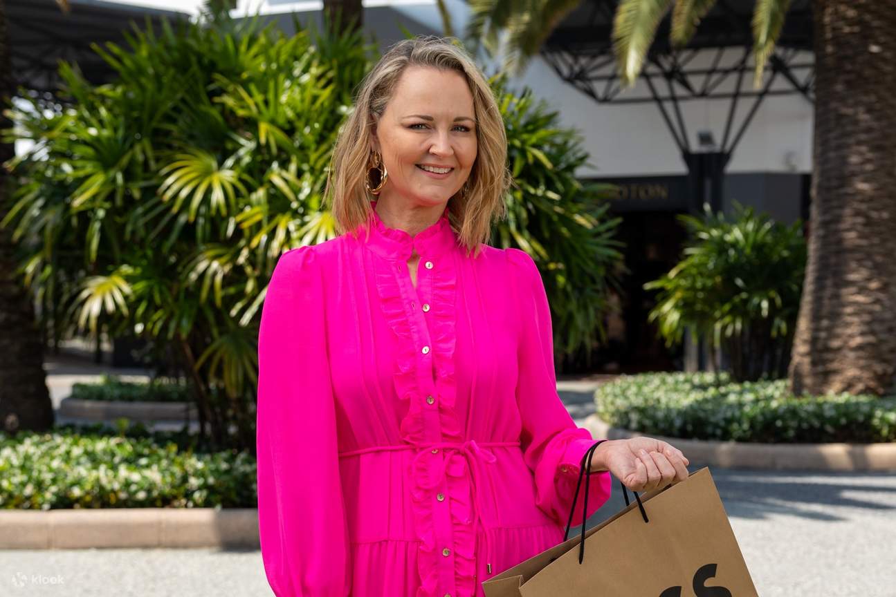 Terokai trend terkini fesyen semasa The Savvy Stylist mendedahkan rahsia penggayaan untuk ensembel bergaya