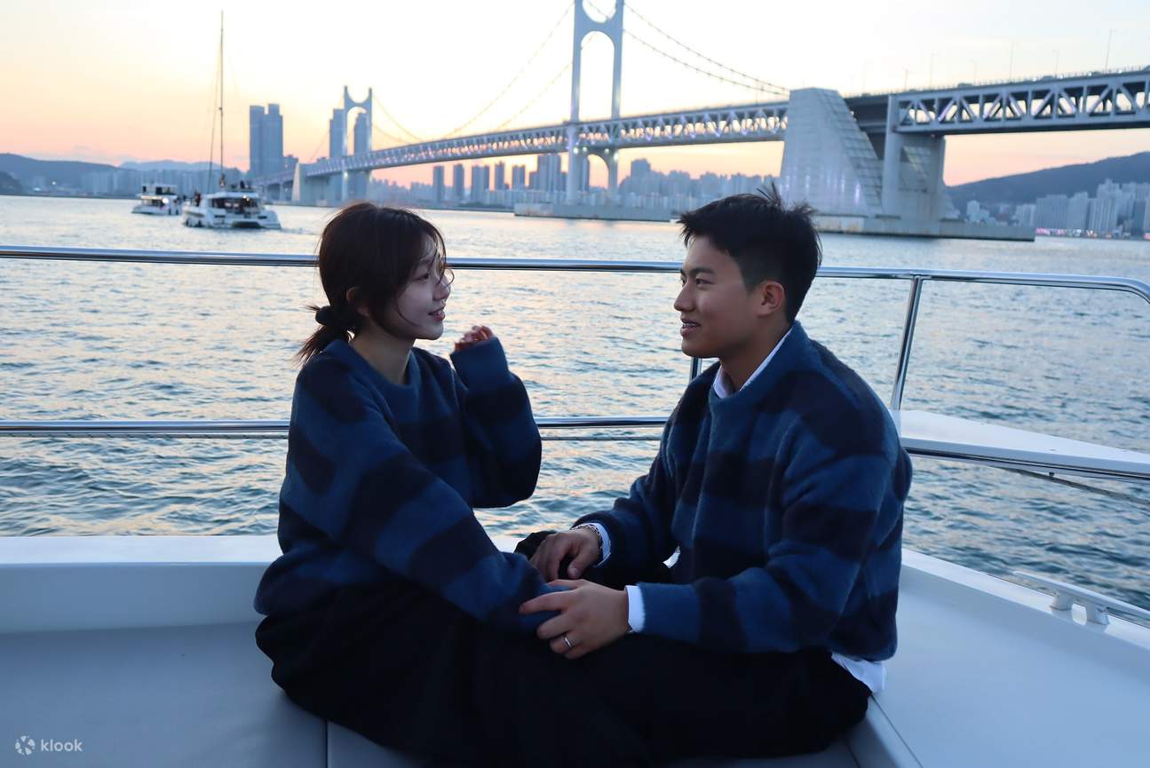Busan Yacht Tour: The Yacht Experience