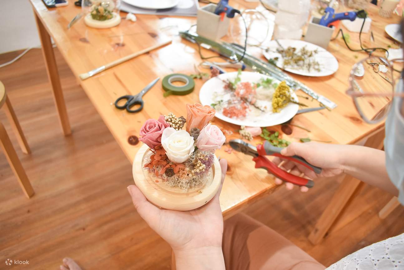 Workshop für konservierte Rosenkuppeln in Singapur