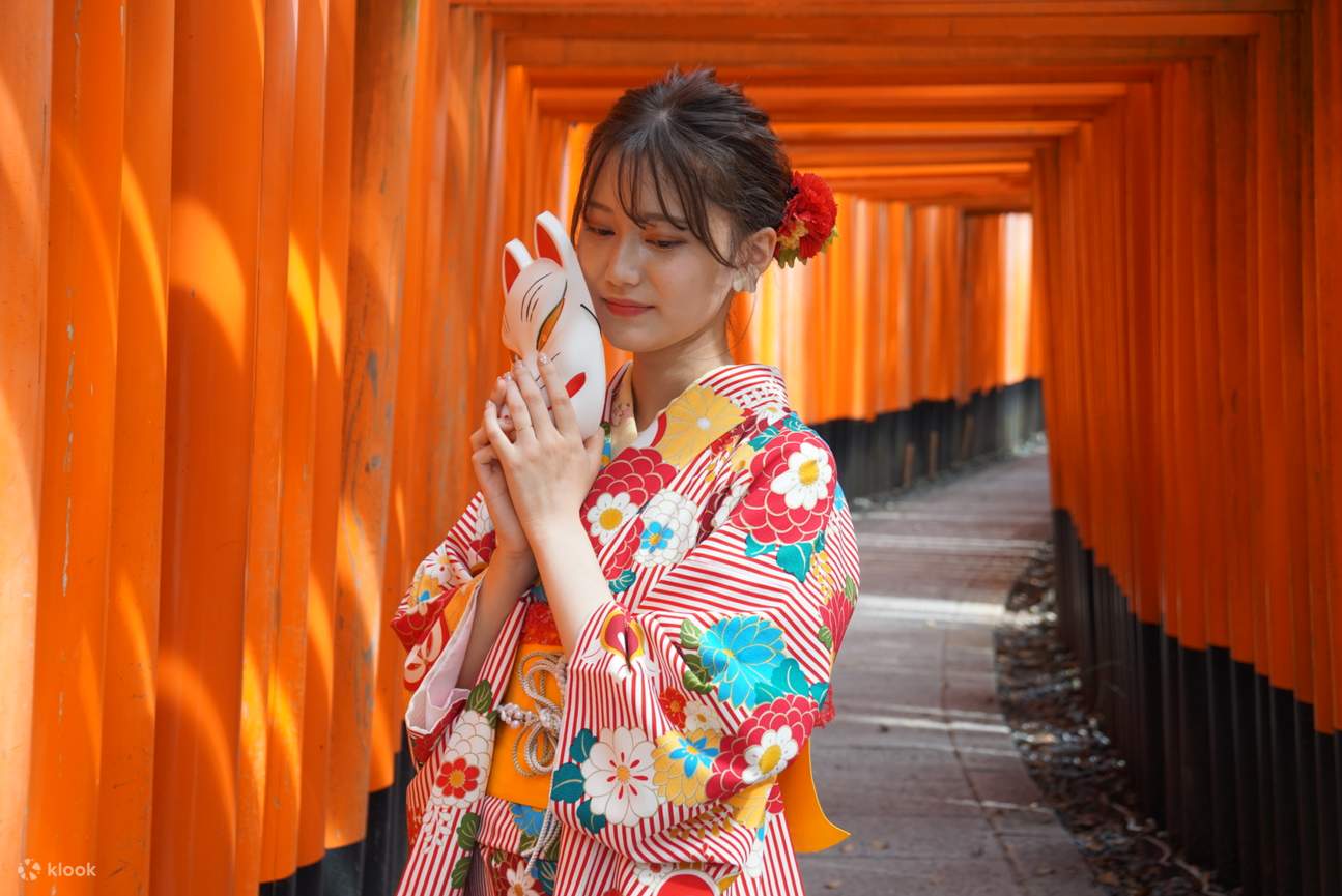 和服租赁体验（京都／爱和服 伏见稻荷店提供）