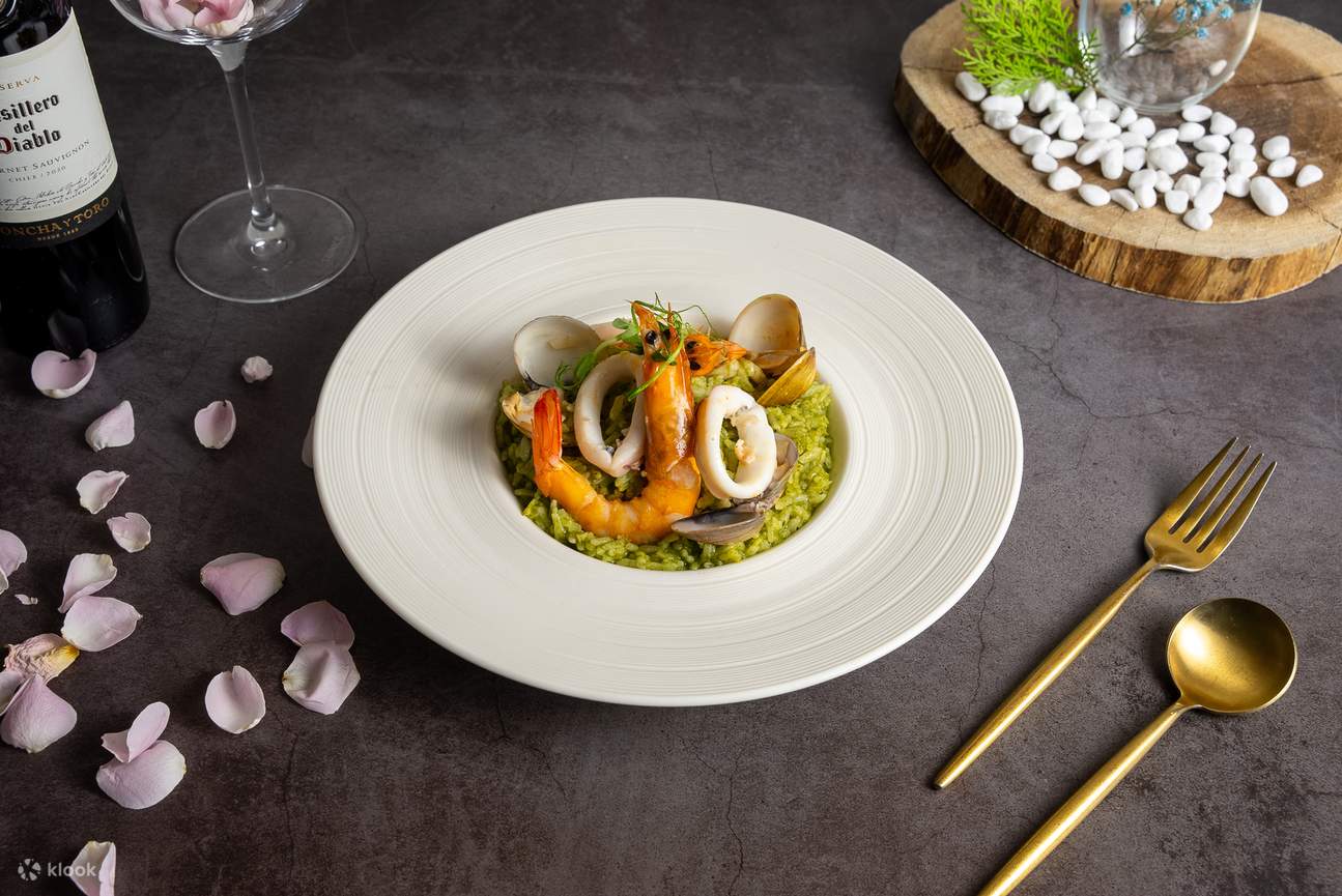 Yilan Jiaoxi: Daishui Hot Spring – Thermalbad und Mittagessen