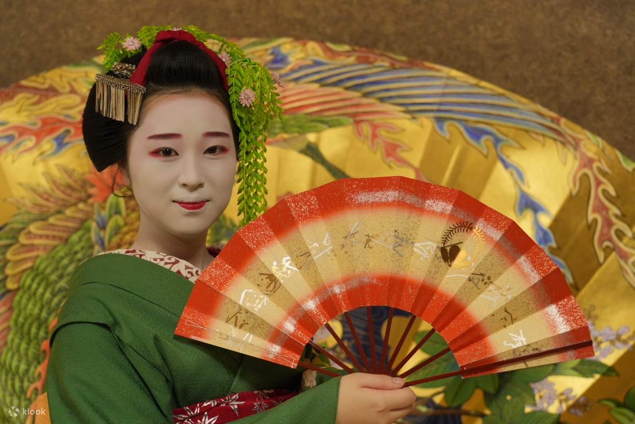 入手困難 伝説の芸妓 京都　祇園　団扇 ☆【希少】【ビンテージ】祇園 舞妓 芸妓 うちわ 団扇 「千子