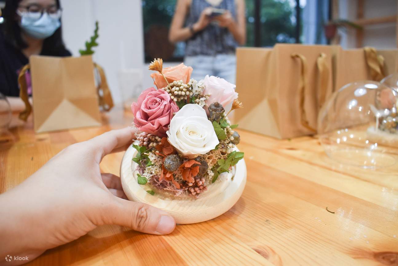 Workshop für konservierte Rosenkuppeln in Singapur