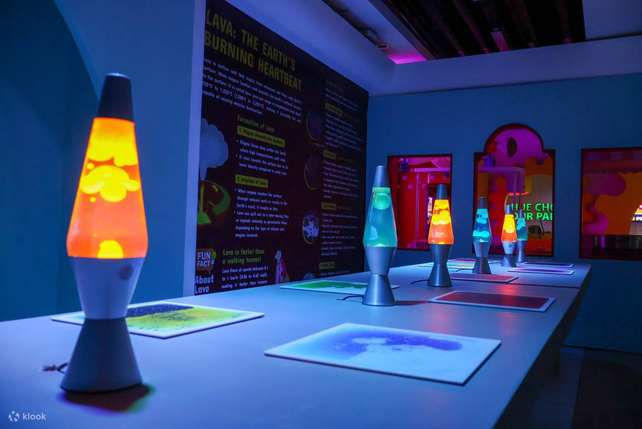 Entrada a SciScape en Manila