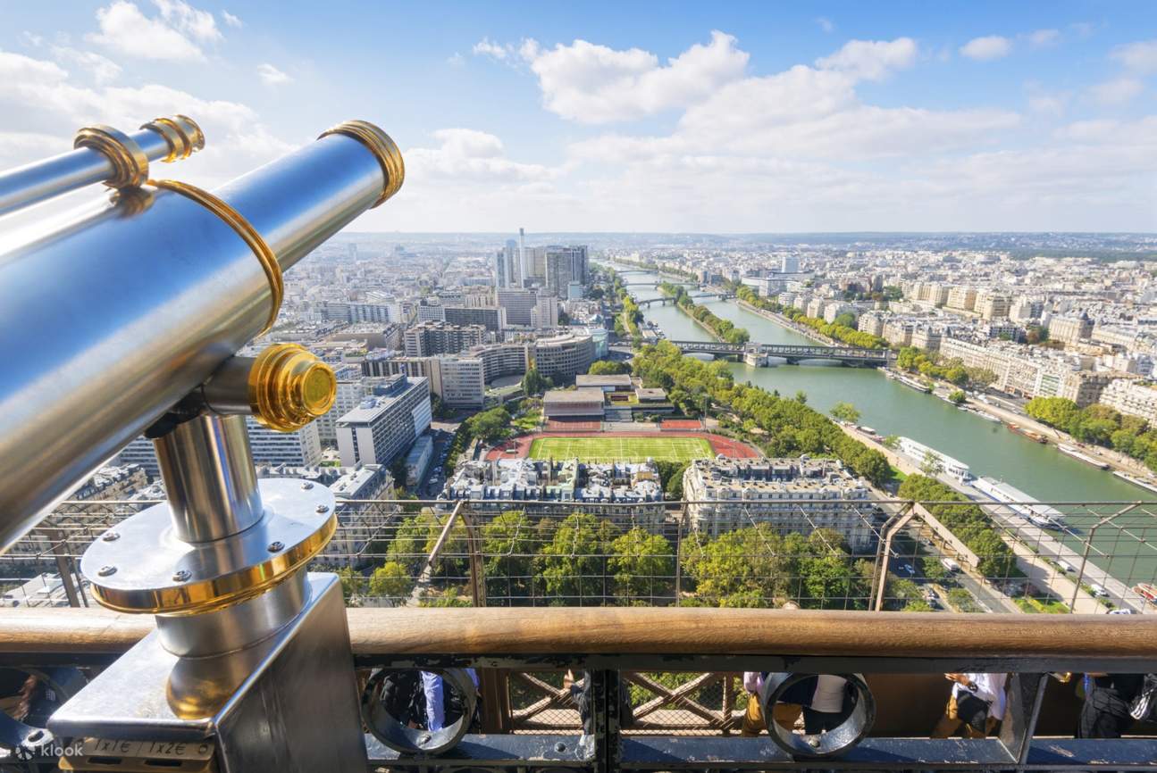 View from the top of the tower - Picture of Eiffel Tower