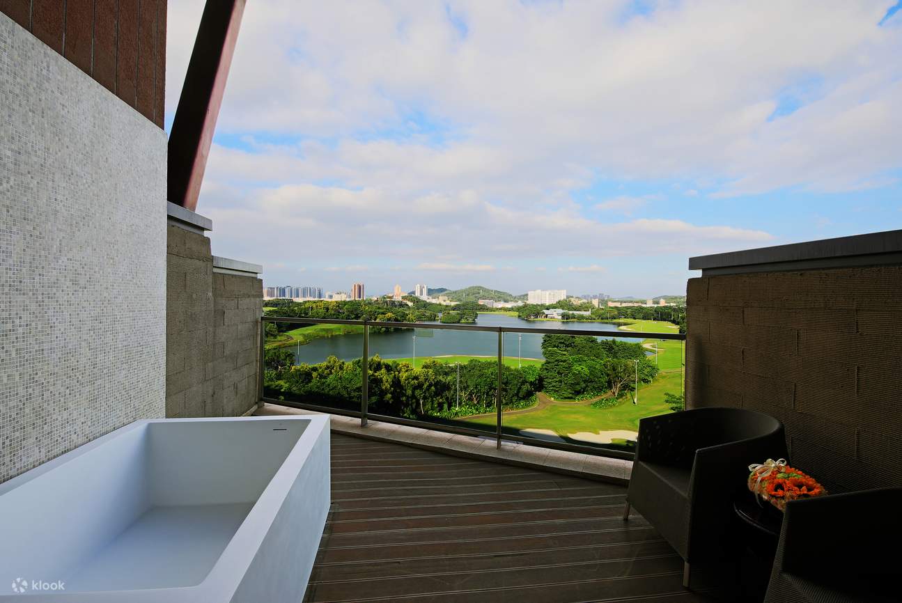 Shenzhen Castle Golf Hotel