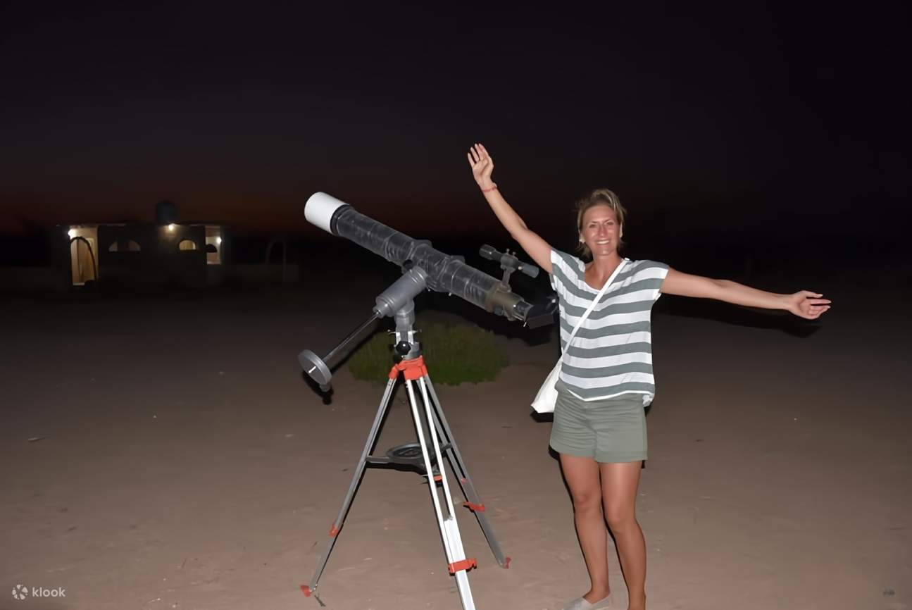 观星和吉普车冲沙之旅，享用贝都因晚餐 - 洪加达