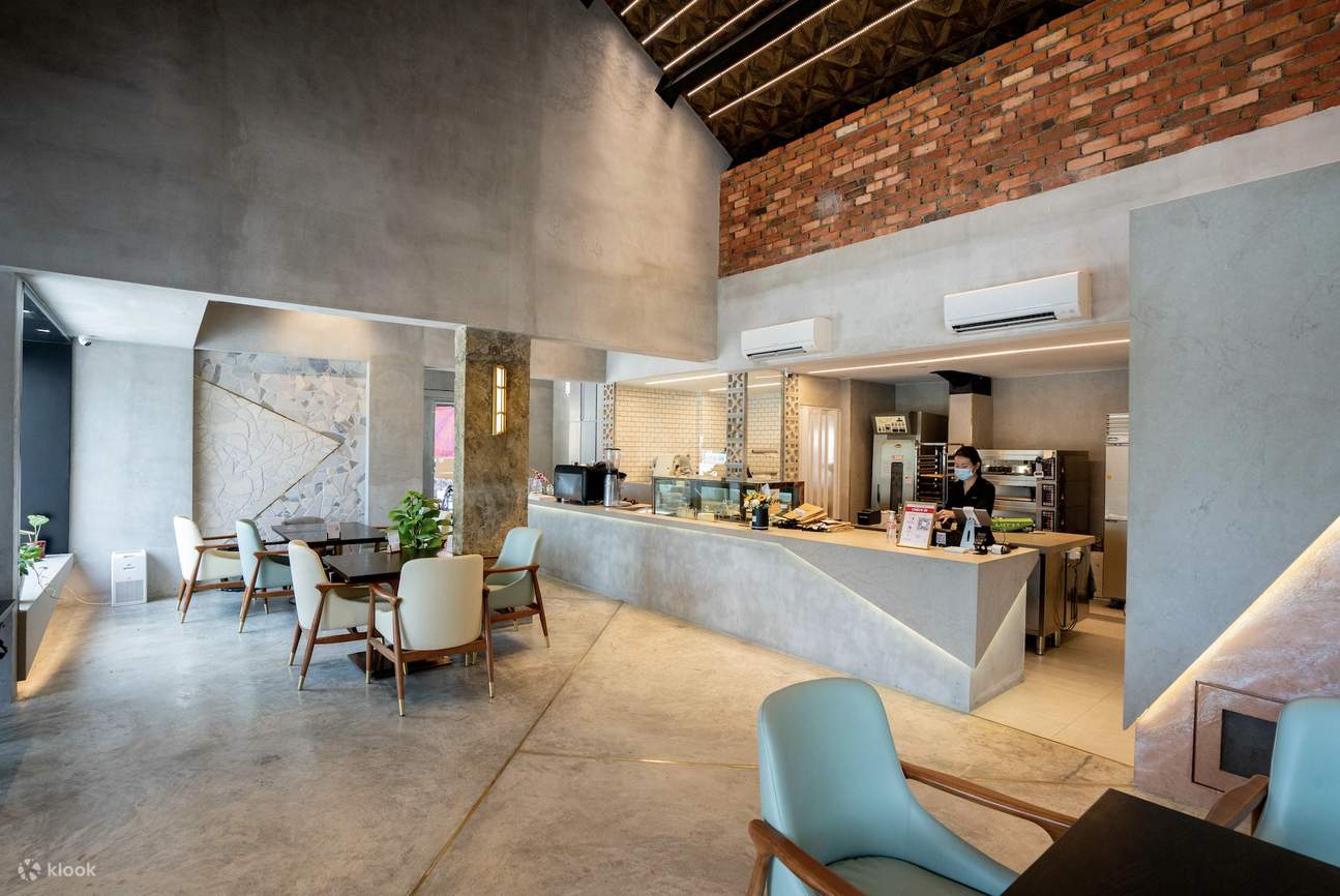 싱가포르의 MsDurian Speciality Bakery & Cafe