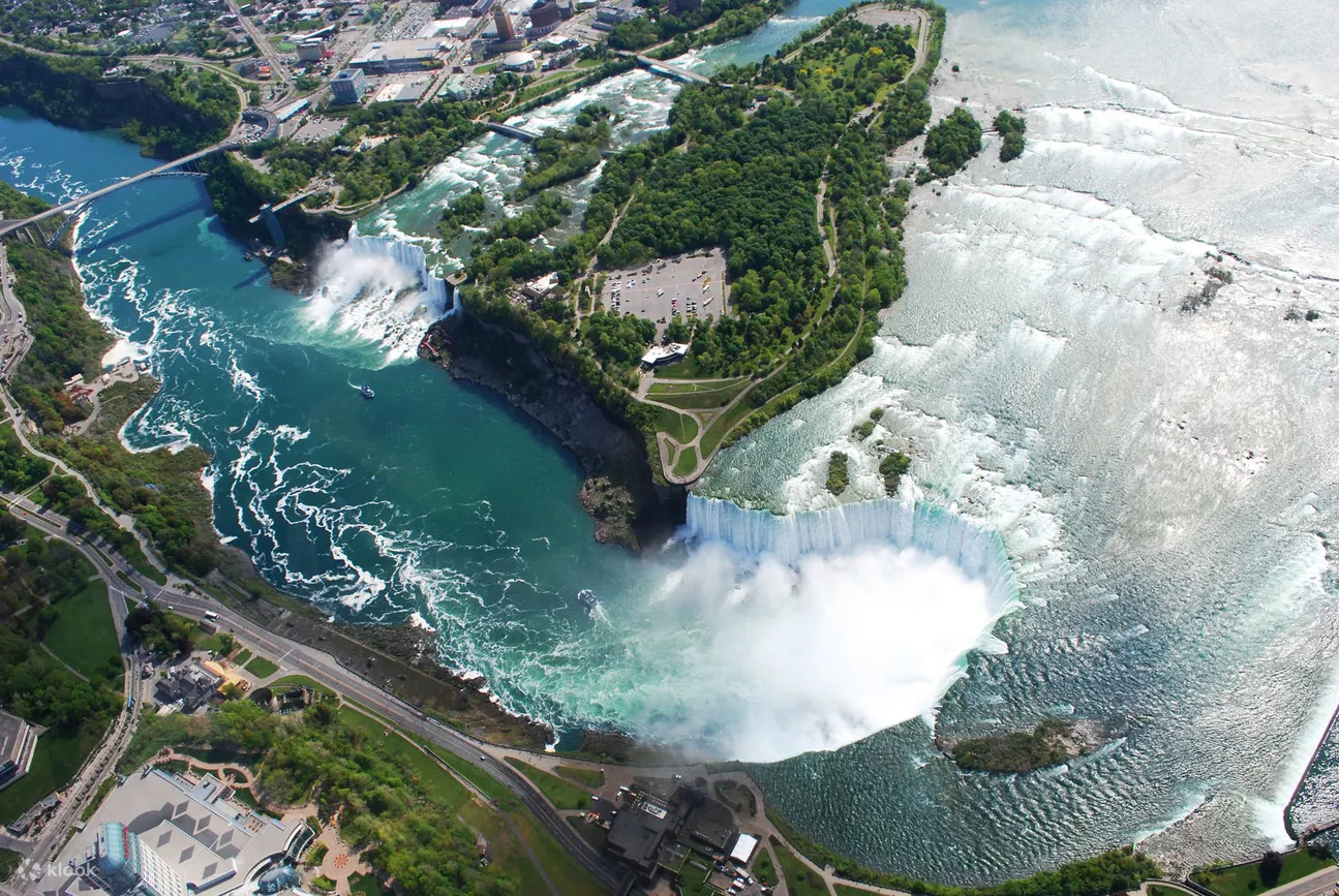 ngắm thác Niagara từ trên cao