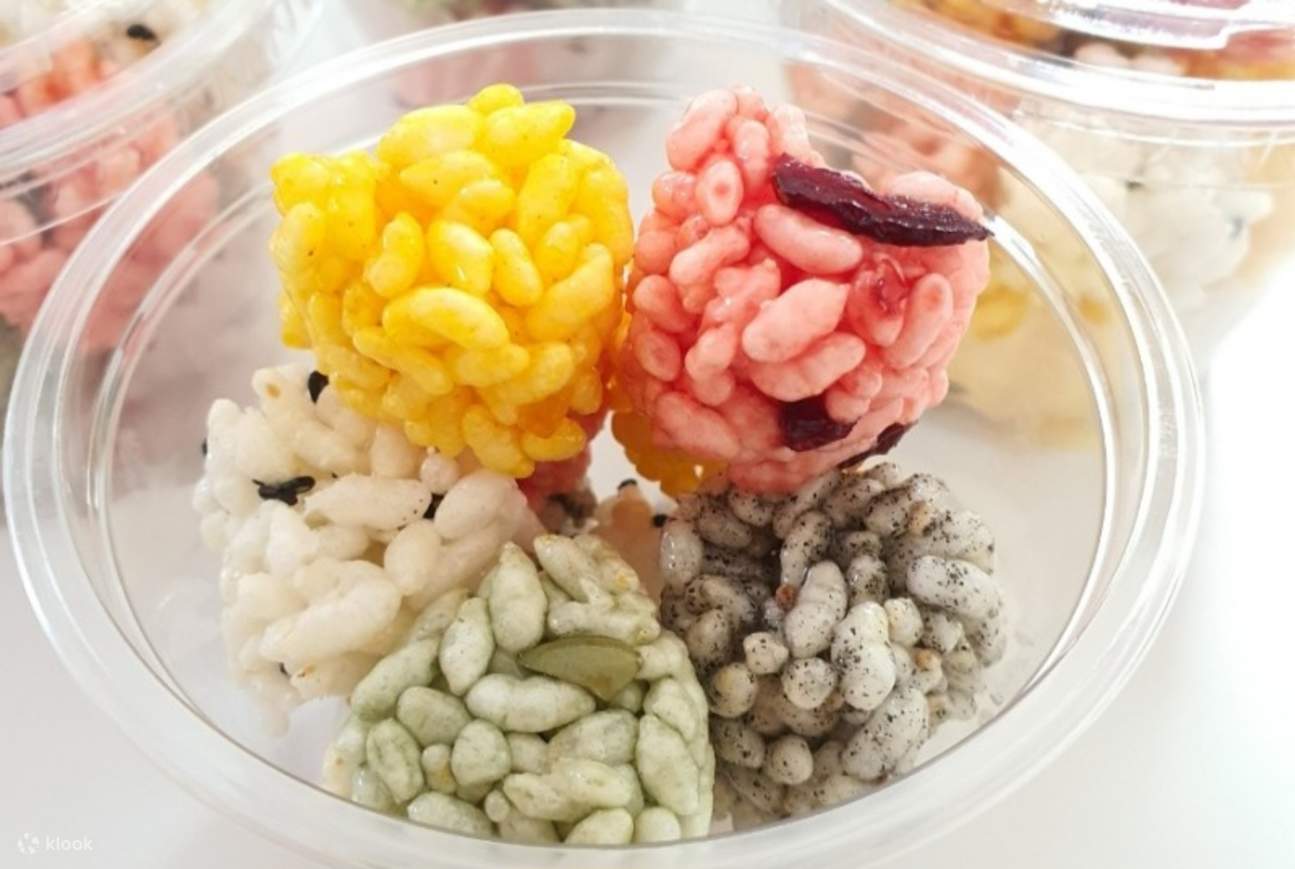 Jeli agar tradisional Korea dalam pelbagai warna