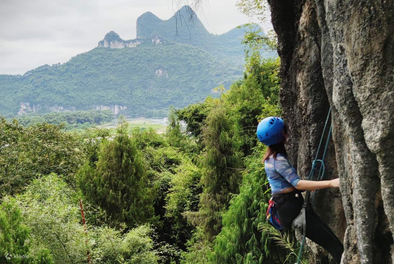 Yangshuo Outdoor Yulong River Cycling and Rock Climbing Day Tour