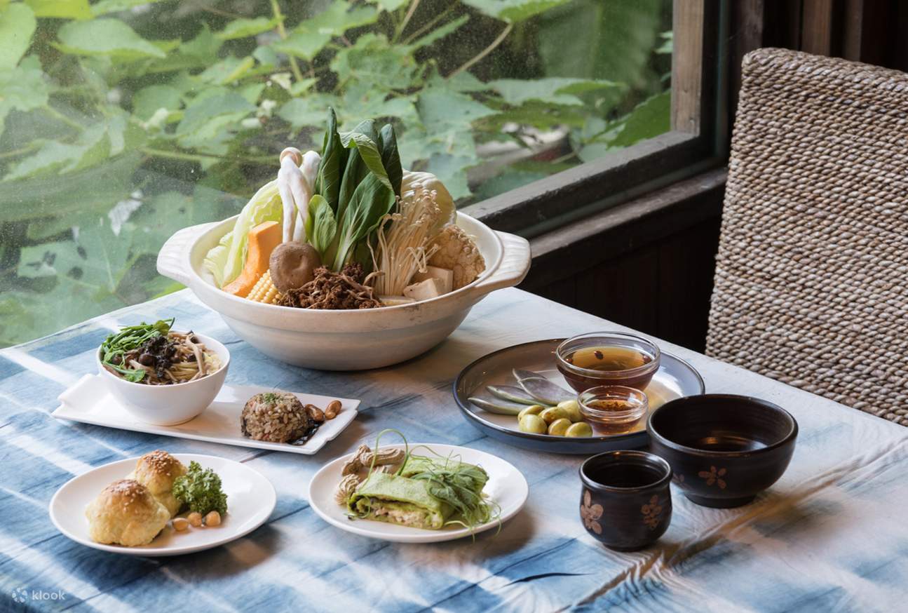 Вегетарианский шведский стол + оздоровительный суп-самовар