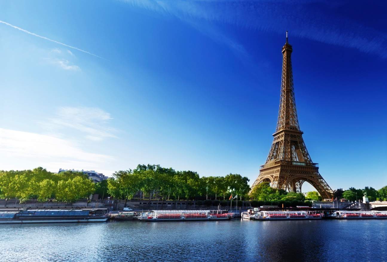 Eiffel Tower Skip-the-Line Access with Lunch or with Seine River  Lunch-Cruise - Klook United Kingdom