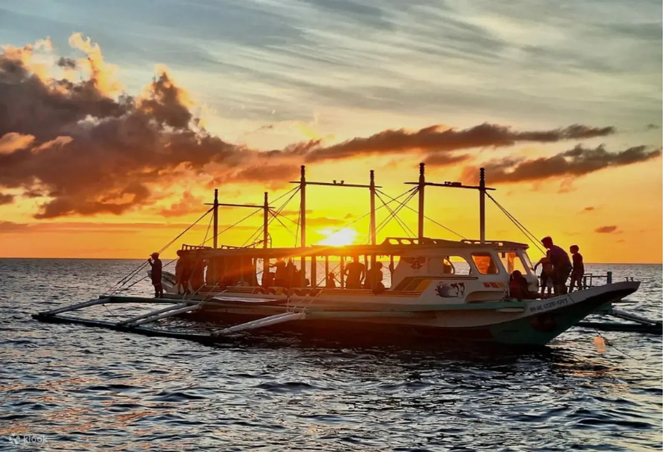 Boracay Sunset Cruise with Kayak, Paddle Board, and Mermaid Tail 
