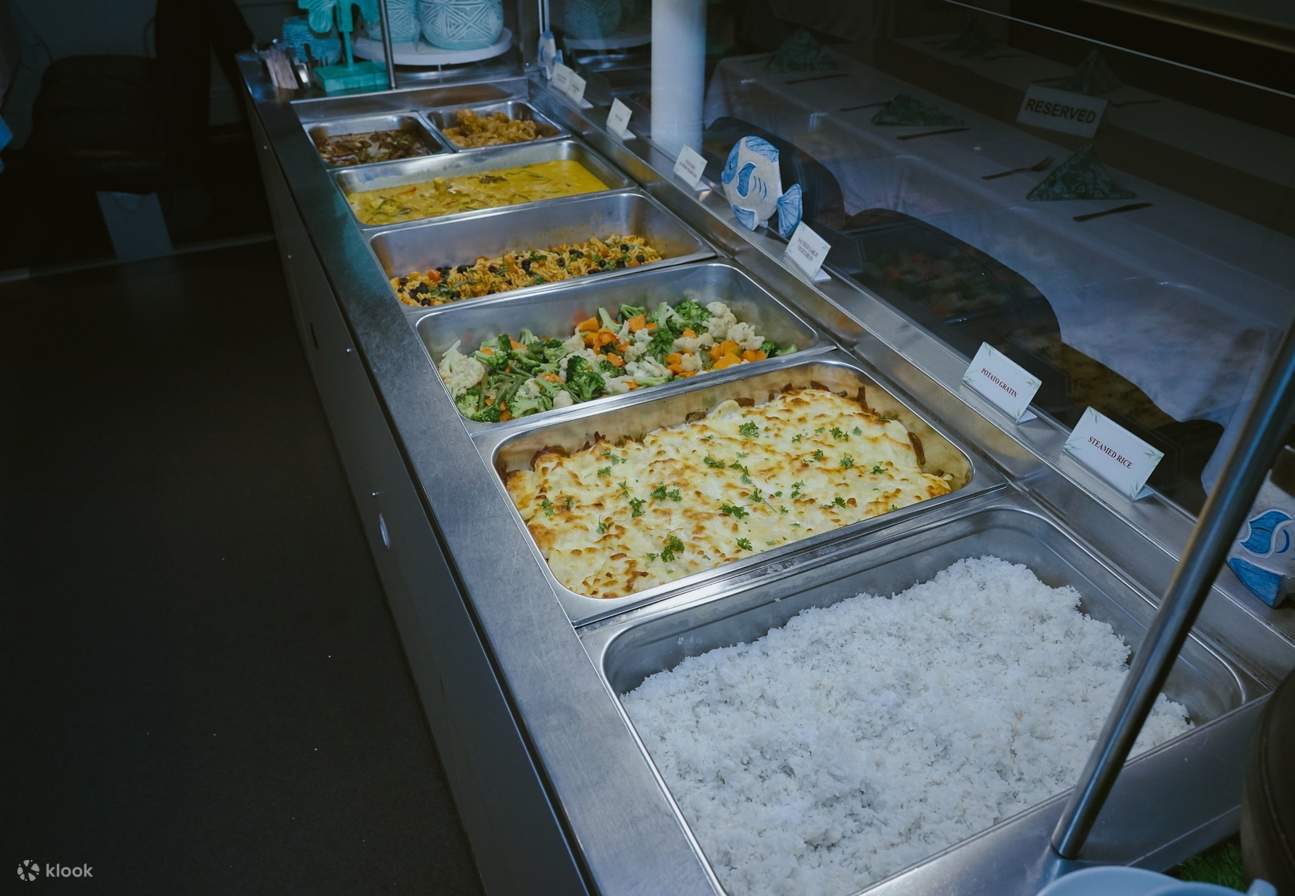 多国籍料理ビュッフェ