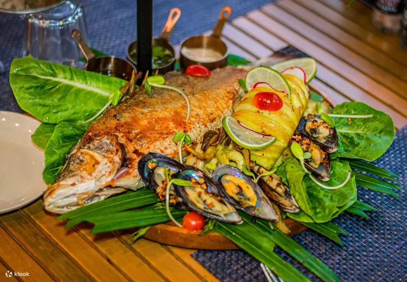 普吉岛德瓦度假村 Terrace Grill 海鲜晚餐