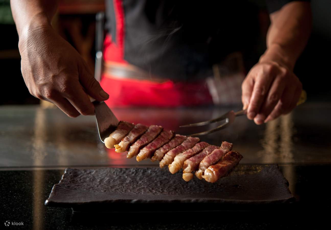 曼谷美爵 Benihana 中庭铁板烧自助餐