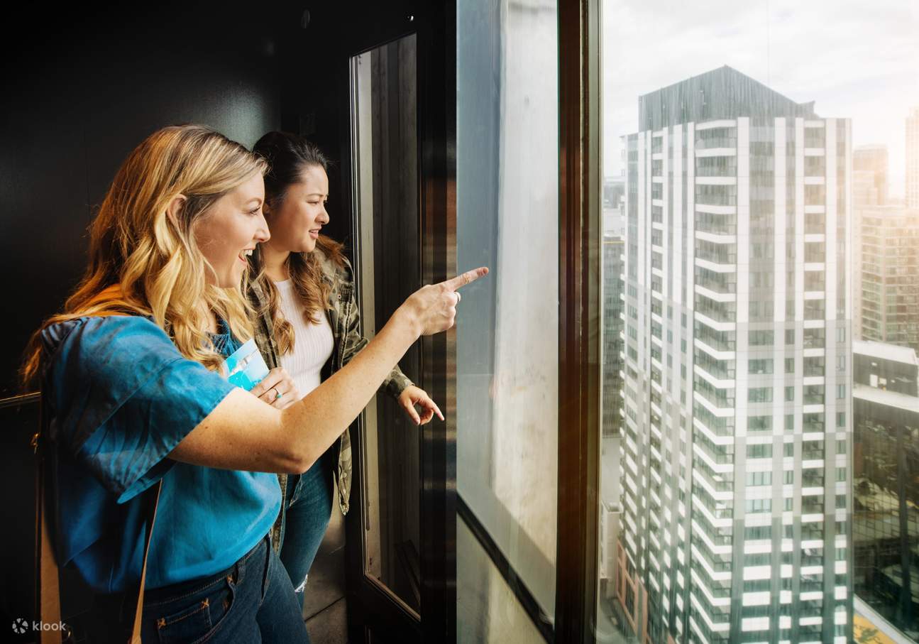 Vues depuis la Sky Tower d'Auckland