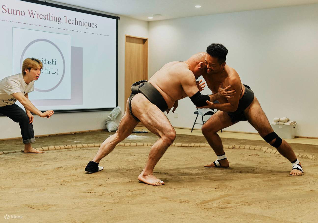 오사카: 스모 라이브 쇼 및 관객 챌린지 체험