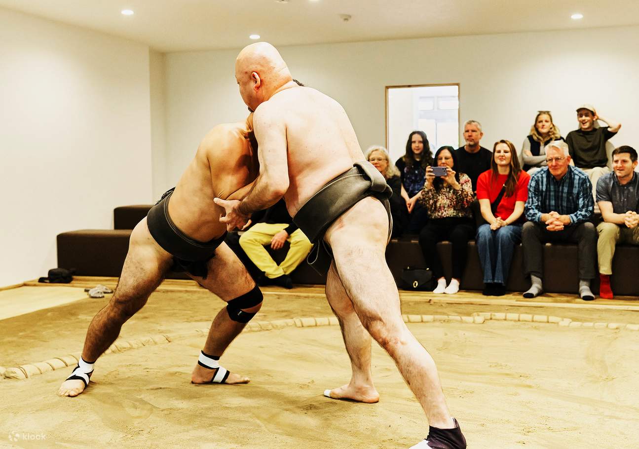 오사카: 스모 라이브 쇼 및 관객 챌린지 체험